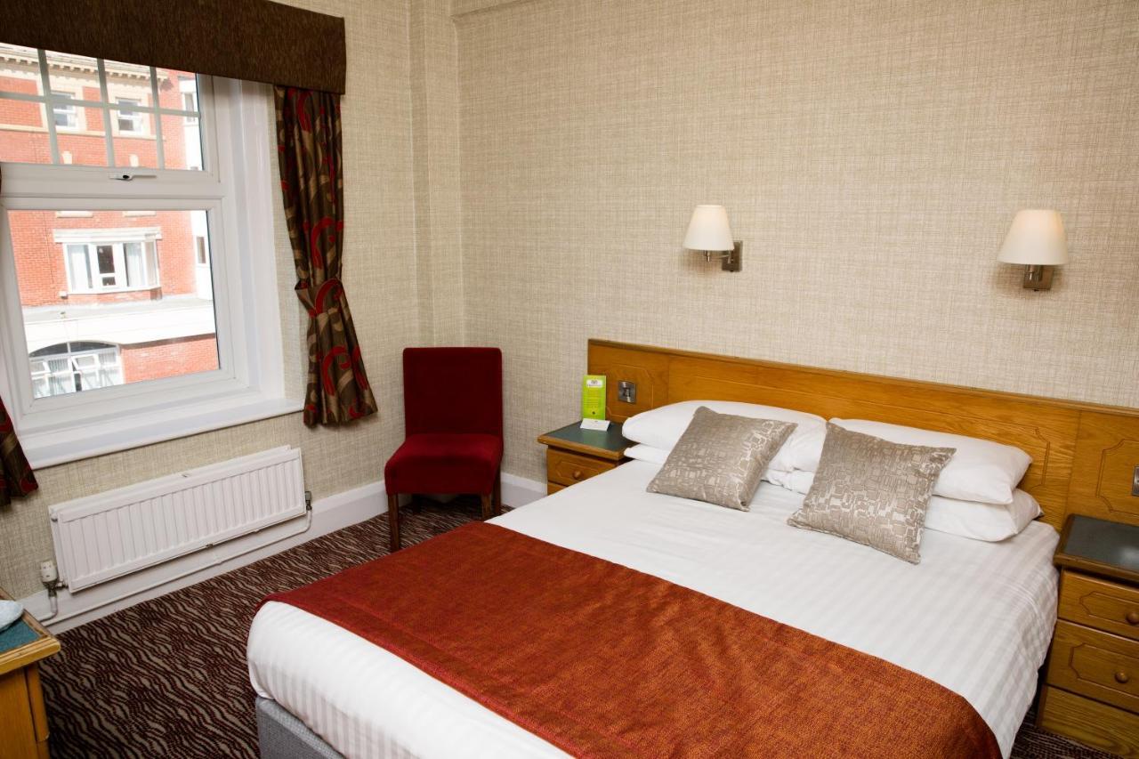 Cliffs Hotel Blackpool Esterno foto